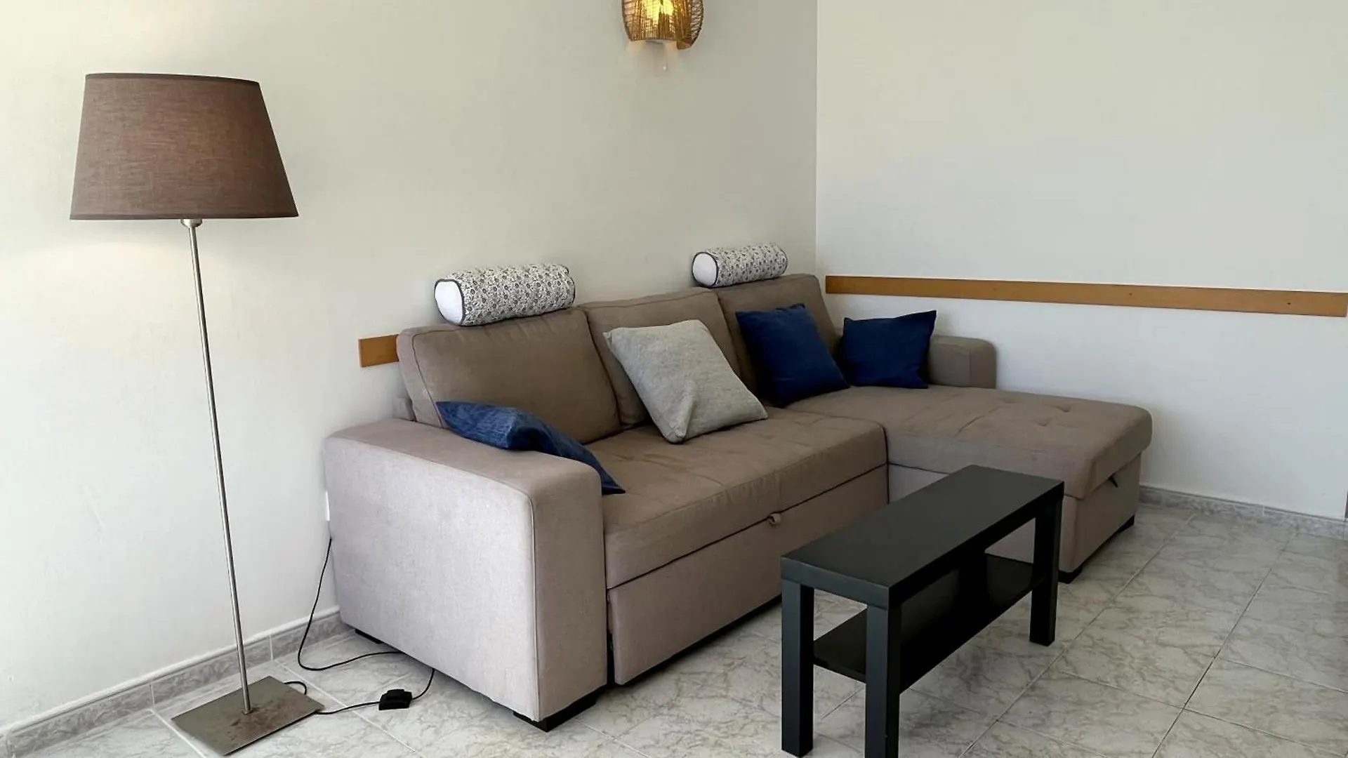 Ma Terrasse Sur La Plage - Holiday Apartment توسا ذي مار